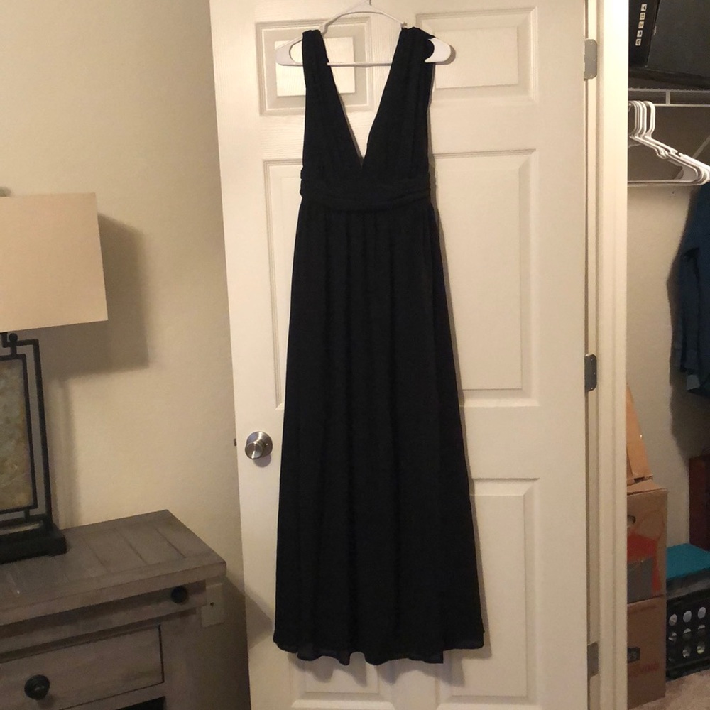 Lulus size M Black formal dress